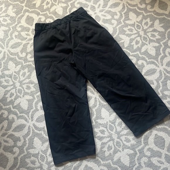 Lululemon Wide leg High-Rise pant/Jogger (cinchable cuff)
Black - Picture 9 of 14
